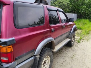 1993 Toyota Hilux Surf II Рестайлинг, пурпурный, 1000000 рублей, вид 3