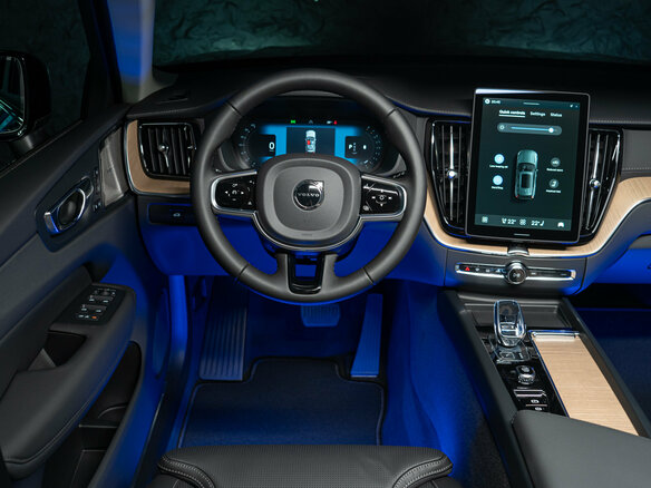 2026 Volvo XC60 II Рестайлинг 2, серый - вид 14