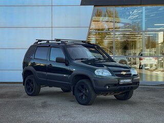 2016 Chevrolet Niva I Рестайлинг, зелёный, 650000 рублей, вид 1