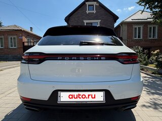 2021 Porsche Macan I Рестайлинг, белый, 6700000 рублей, вид 4