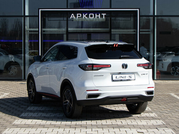 2026 Changan UNI-S I, белый, 3229900 рублей - вид 4