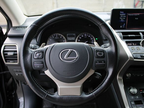 2021 Lexus NX 200 I Рестайлинг, чёрный, 3800000 рублей - вид 9
