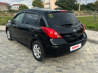 2010 Nissan Tiida I Рестайлинг, чёрный, 765000 рублей, вид 5