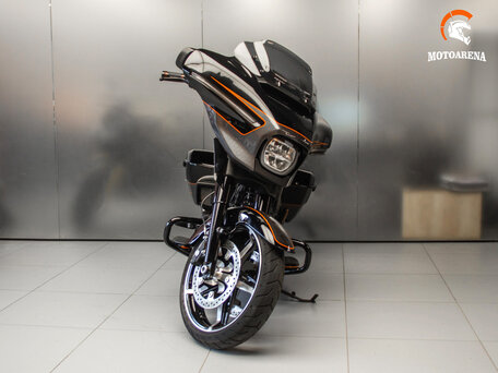 2024 Harley-Davidson Street Glide, чёрный, 2733704 рублей, вид 2