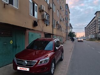 2009 Volkswagen Tiguan I, красный, 1100000 рублей, вид 1