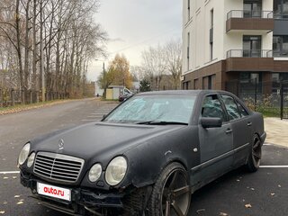 1997 Mercedes-Benz E-Класс 200 II (W210, S210), фиолетовый, 205000 рублей, вид 1