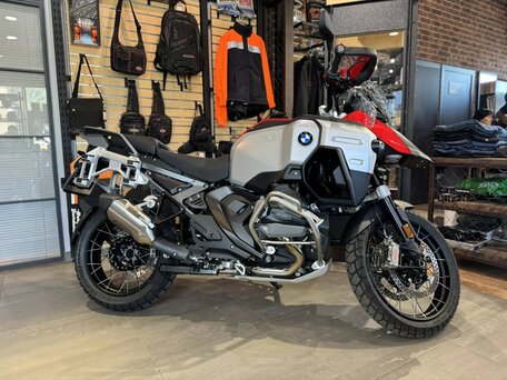 2025 BMW R 1300 GS Adventure, белый, 3150000 рублей, вид 2