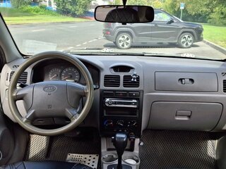 2004 Kia Rio I Рестайлинг, серебристый, 240000 рублей, вид 5