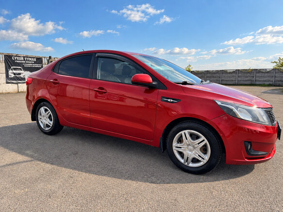 2014 Kia Rio III, красный, 735000 рублей - вид 6