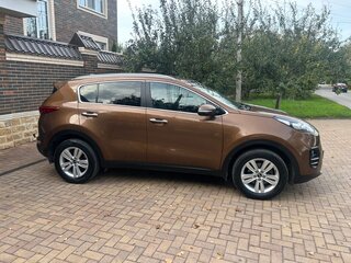 2017 Kia Sportage IV, коричневый, 1820000 рублей, вид 2