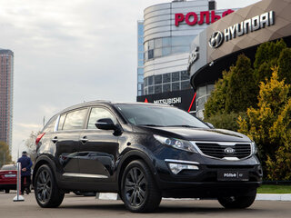 2013 Kia Sportage III, чёрный, 1328000 рублей, вид 2