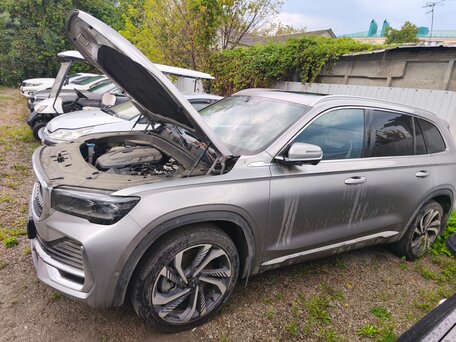2023 Geely Monjaro I, серый, 2760000 рублей, вид 5
