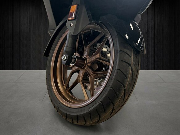 2026 Honda Forza, чёрный, 950000 рублей - вид 5