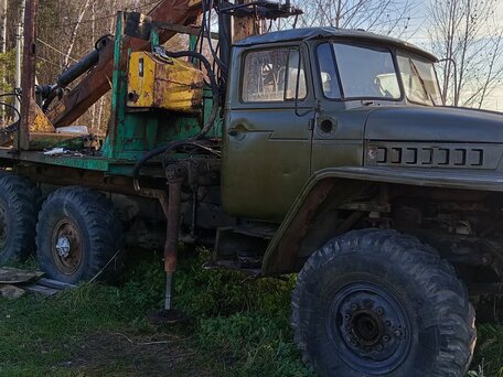 2002 Урал 4320, зелёный, 350000 рублей, вид 2
