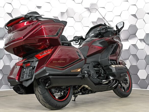 2025 Honda GL 1800 Gold Wing, красный, 3599000 рублей - вид 6