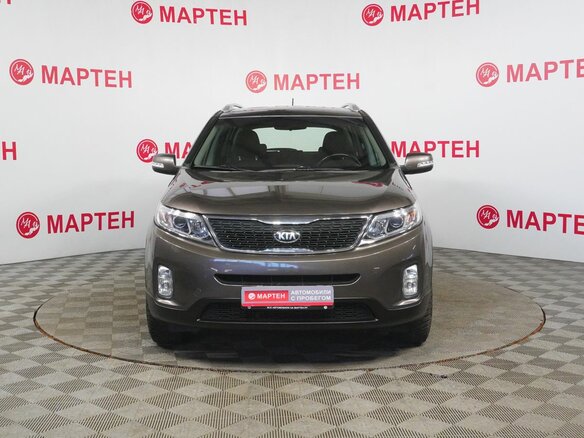 2017 Kia Sorento II Рестайлинг, бежевый, 2100000 рублей - вид 2