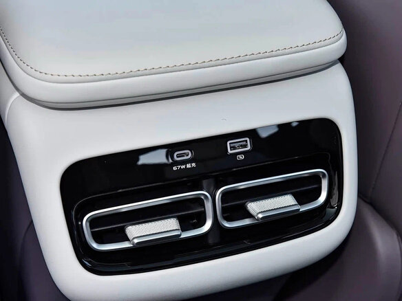 2026 Changan Qiyuan A06 28.39 kWh, серебристый, 2290000 рублей - вид 19