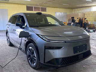 2025 Toyota bZ3X 58.3 kWh, серый, 3000000 рублей, вид 2