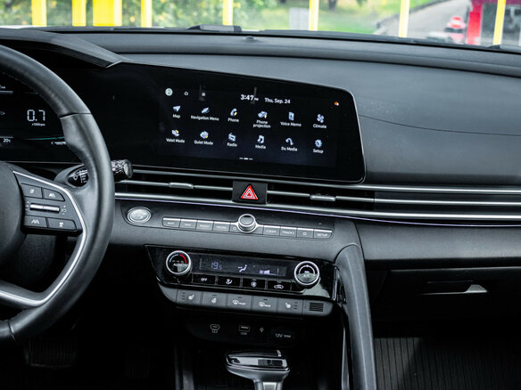 2023 Hyundai Elantra N Line VII (CN7) Рестайлинг, белый, 1920000 рублей - вид 10