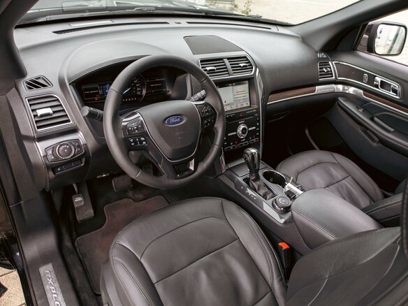 2019 Ford Explorer V Рестайлинг 2, чёрный, 2275000 рублей - вид 12