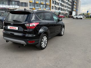 2017 Ford Kuga II Рестайлинг, чёрный, 1430000 рублей, вид 5