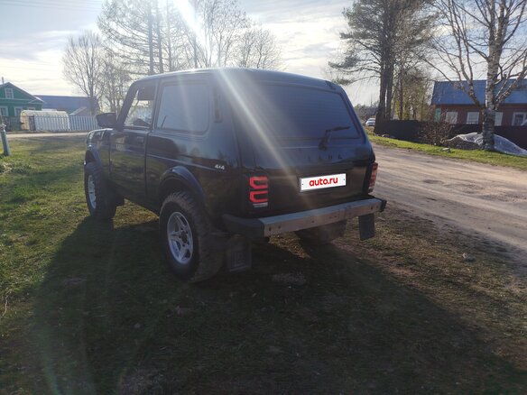 2003 Lada (ВАЗ) 2121 (4x4) I Рестайлинг, чёрный, 380000 рублей - вид 4