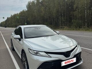 2018 Toyota Camry VIII (XV70), белый, 3148999 рублей, вид 2