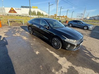 2021 Kia K5 III, чёрный, 2400000 рублей, вид 2