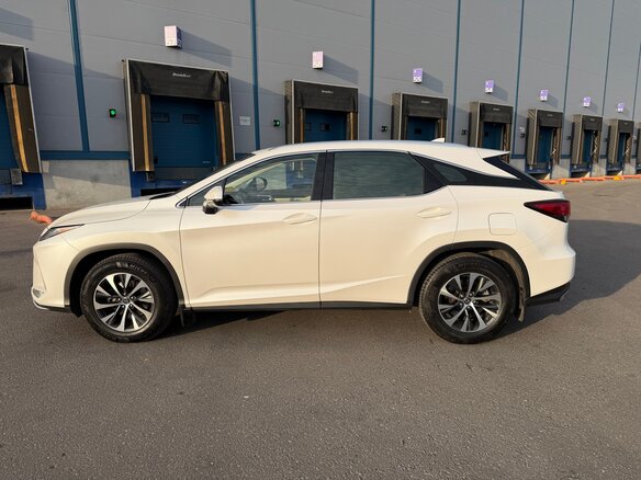 2020 Lexus RX 300 IV Рестайлинг, белый - вид 18
