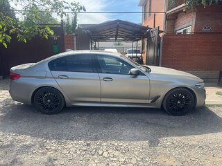 2020 BMW 5 серии 540d xDrive VII (G30/G31/G38), серый, 6000000 рублей, вид 3