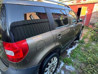 2013 Skoda Yeti I, коричневый, 800000 рублей, вид 3