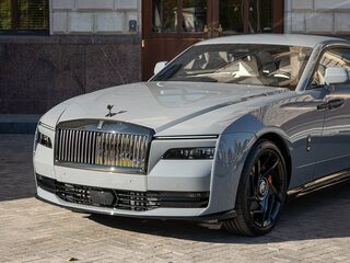 2026 Rolls-Royce Spectre Black Badge I Рестайлинг (Series II), серый, 72000000 рублей, вид 4