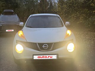 2011 Nissan Juke I, белый, 750000 рублей, вид 4