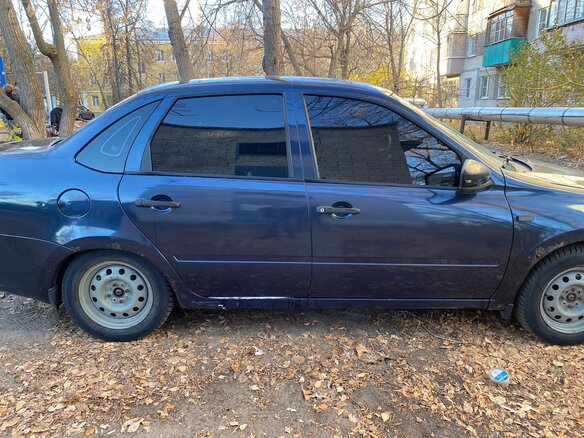 2011 Lada (ВАЗ) Granta I, синий, 330000 рублей - вид 1