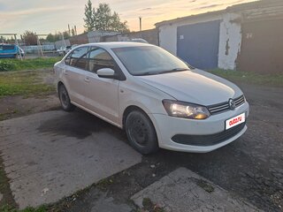 2012 Volkswagen Polo V, белый, 750000 рублей, вид 3