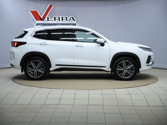2022 Exeed LX I Рестайлинг, белый, 1730000 рублей - вид 3