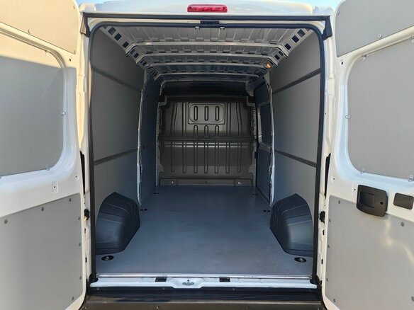 2025 Opel Movano, белый, 5300000 рублей - вид 13