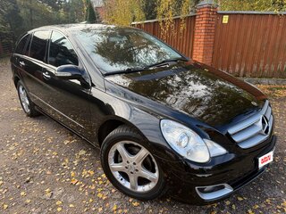 2006 Mercedes-Benz R-Класс 350 Long I, чёрный, 2980000 рублей, вид 3