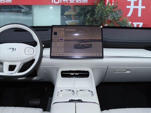2026 Changan Qiyuan Q07 31.7 kWh, чёрный, 3488008 рублей - вид 10