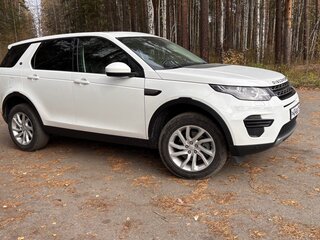 2018 Land Rover Discovery Sport I, белый, 2499999 рублей, вид 4