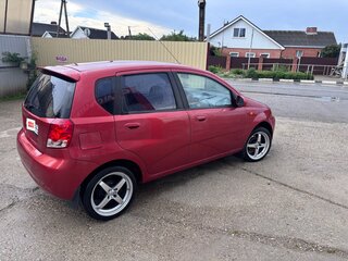 2005 Chevrolet Aveo I, красный, 305000 рублей, вид 4