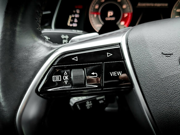 2021 Audi A6 45 TFSI V (C8), белый, 4150000 рублей - вид 26