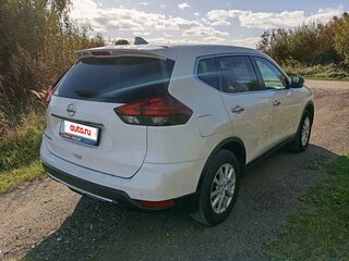 2022 Nissan X-Trail III Рестайлинг, белый, 2390000 рублей, вид 3