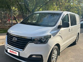 2019 Hyundai Grand Starex I Рестайлинг 2, белый, 3499000 рублей, вид 3