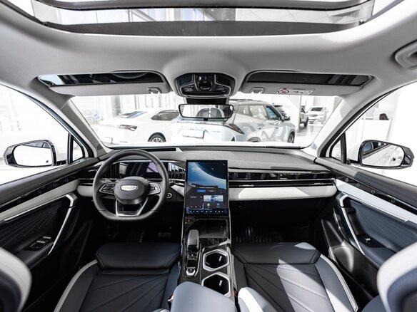 2026 Geely Atlas II, белый - вид 32