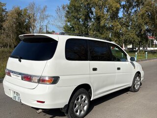 1998 Toyota Gaia, белый, 470000 рублей, вид 3