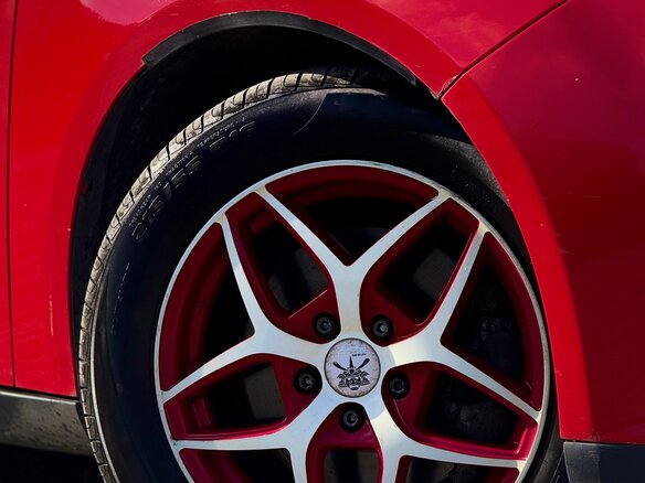 2013 Ford Focus III, красный, 800000 рублей - вид 12
