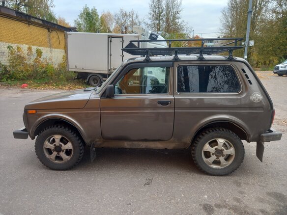 2016 Lada (ВАЗ) 2121 (4x4) I Рестайлинг, коричневый, 450000 рублей - вид 4