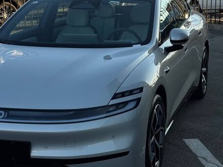 2026 Changan Qiyuan A06 28.39 kWh, серебристый, 2710000 рублей, вид 3
