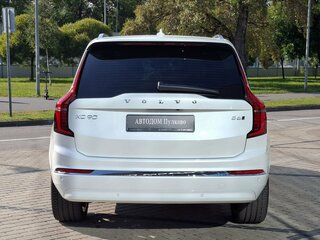 2025 Volvo XC90 B6 II Рестайлинг 2, белый, 9390000 рублей, вид 4